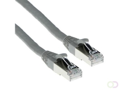 ACT Grijze 5 meter SFTP CAT6A patchkabel snagless met RJ45 connectoren (FB3005)